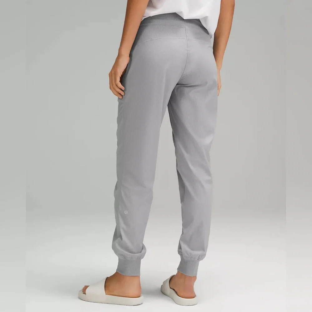 NWT Lululemon Dance Studio Mid-Rise Jogger Full Length - Picture 3 of 5